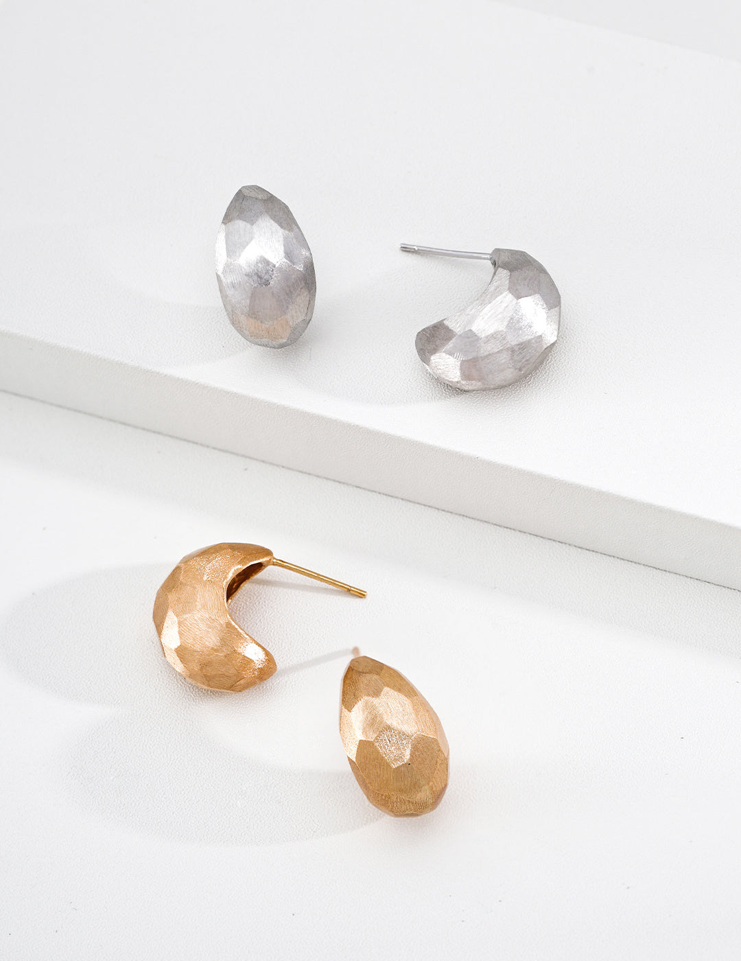 S925 Sterling Silver Hand Hammered Faceted Teardrop & Hoop Earrings | Vintage Gold & Silver Finish