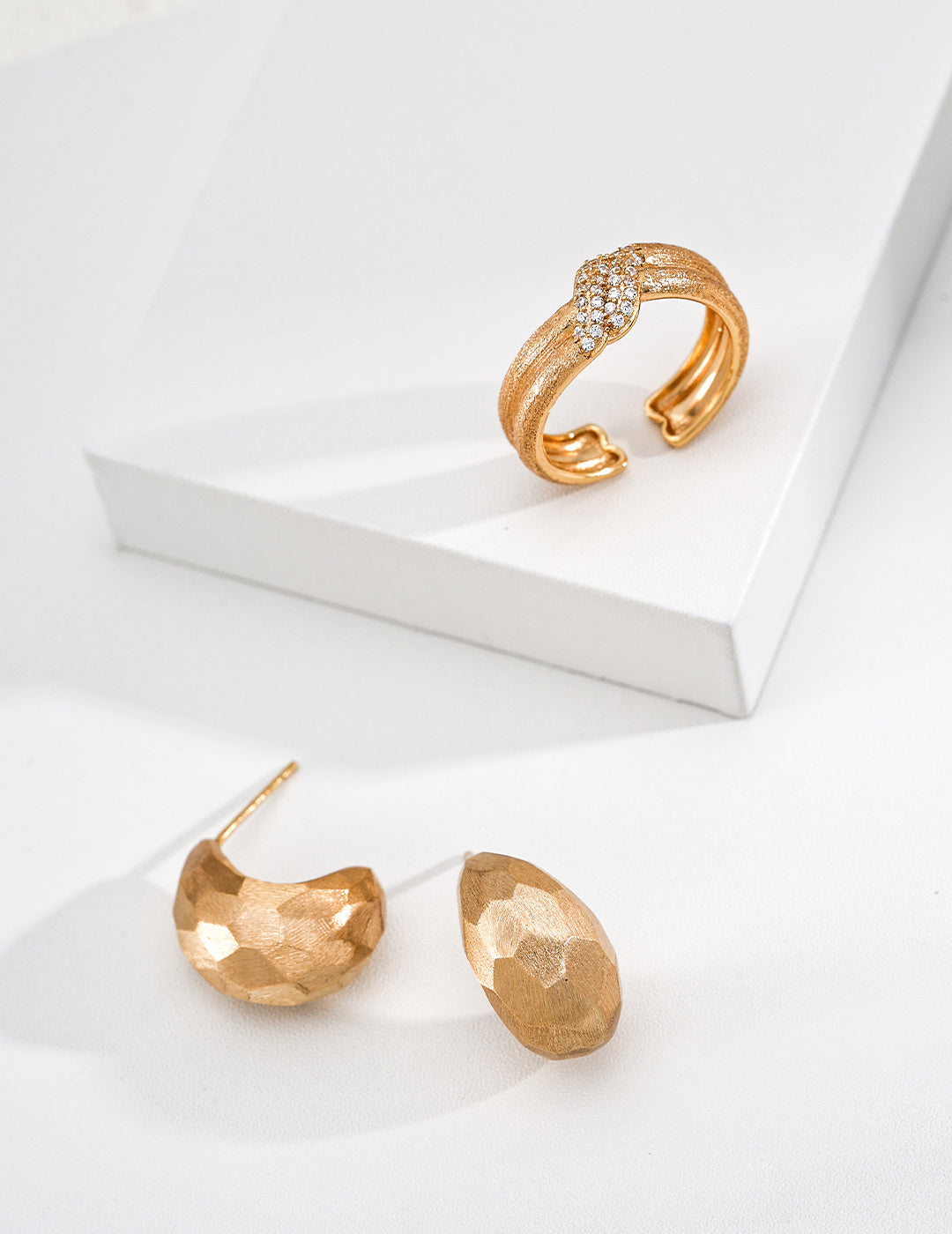 S925 Sterling Silver Hand Hammered Faceted Teardrop & Hoop Earrings | Vintage Gold & Silver Finish