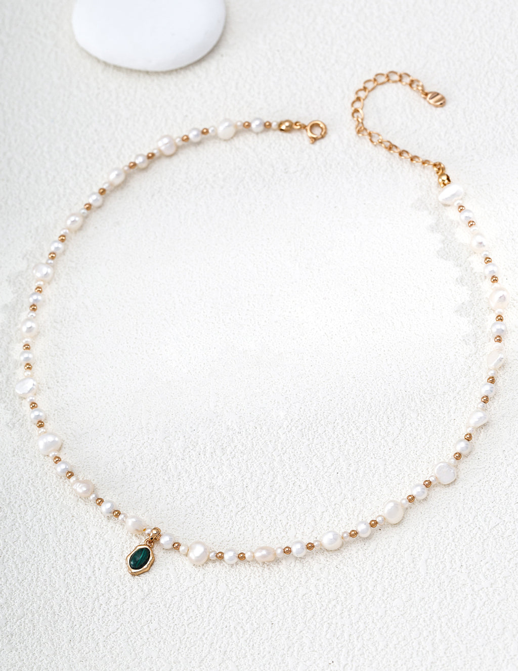S925 Sterling Silver Natural Freshwater Pearl & Malachite Necklace | Vintage Gold Flowing Series Adjustable Choker